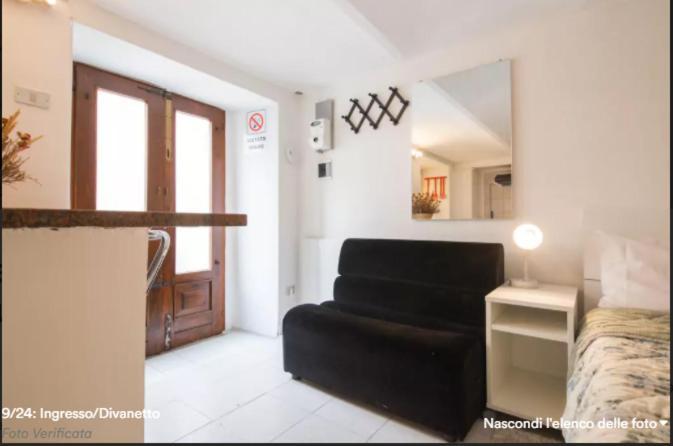 Location Turistic Monolocale Nel Parco Del Santuario Apartment Asti Exterior photo