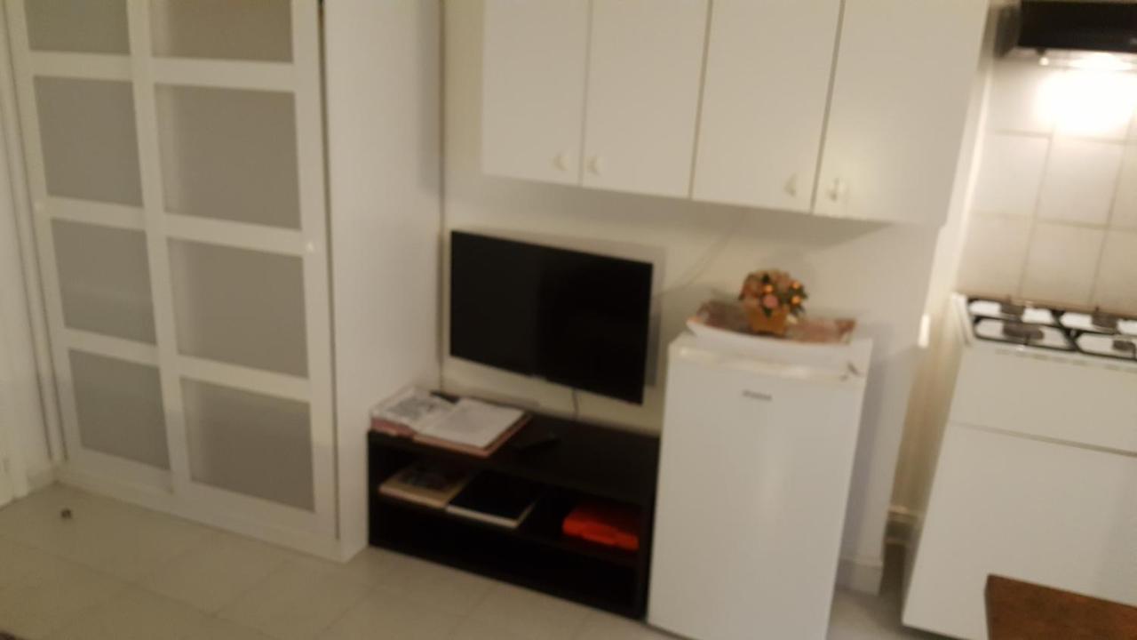 Location Turistic Monolocale Nel Parco Del Santuario Apartment Asti Exterior photo